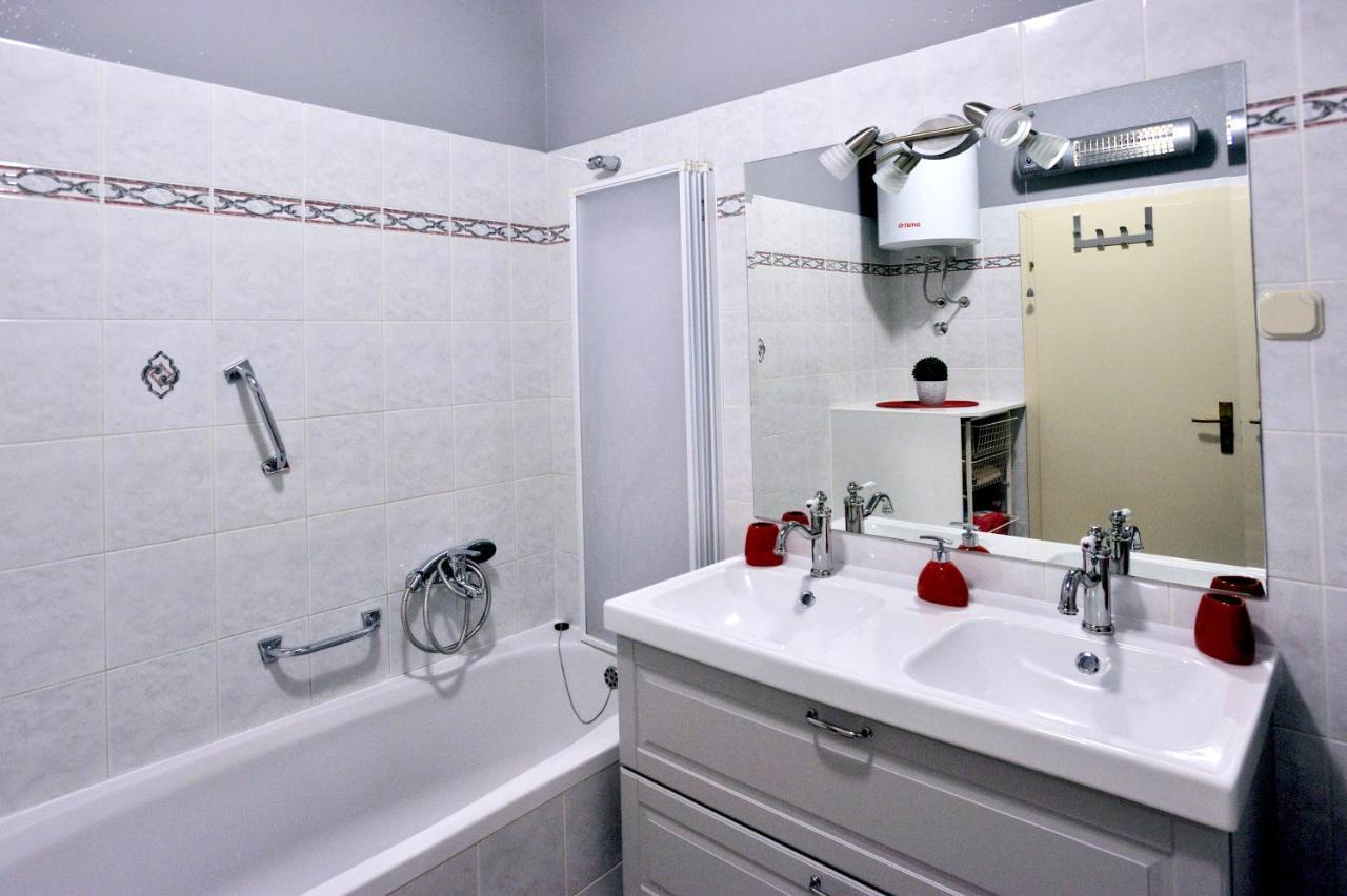 Apartment Vinja Porec - Privat Garden - Whirlpool Dış mekan fotoğraf