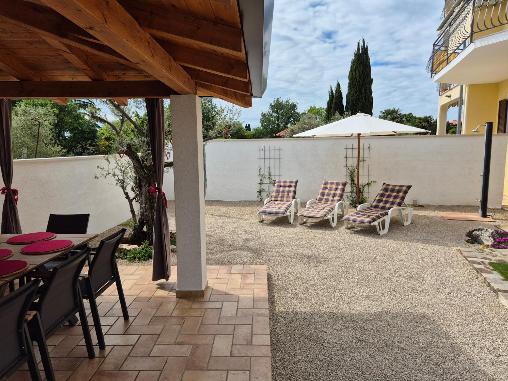 Apartment Vinja Porec - Privat Garden - Whirlpool Dış mekan fotoğraf